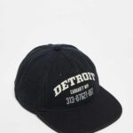 imgi_838_208502830-1-black